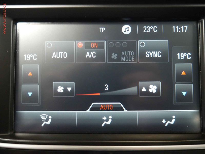 Opel Grandland X (2018) 1.6CDTi, LED - fotka 16 z 22