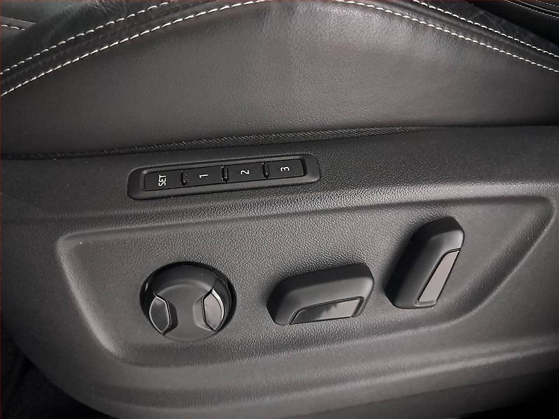 Škoda Kodiaq (2023) 2.0 TDI - fotka 18 z 27