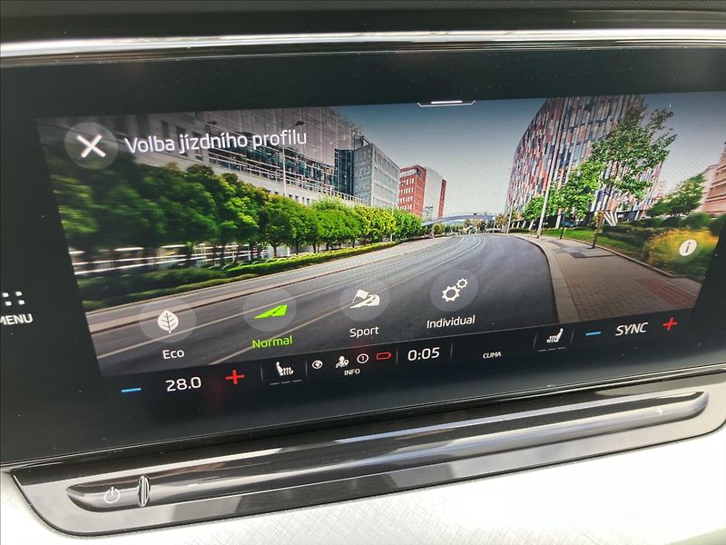Škoda Octavia 2,0 WEBASTO,TAŽNÉ,MATRIX-BEAM - fotka 25 z 30