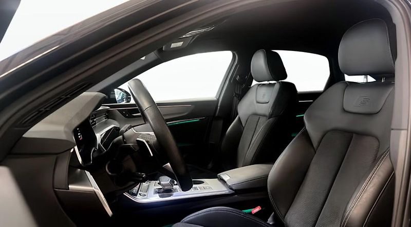 Audi A6 Avant 55 TFSI e Quattro S Line Kam. - fotka 8 z 12