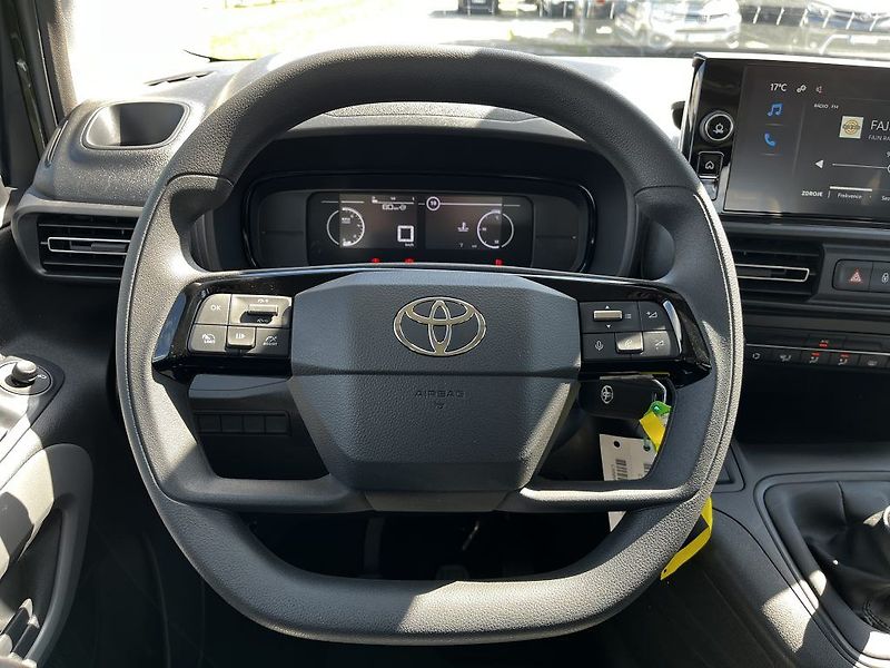 Toyota ProAce City Verso 1.5D 6MT Business ODBĚR ihned - fotka 15 z 27