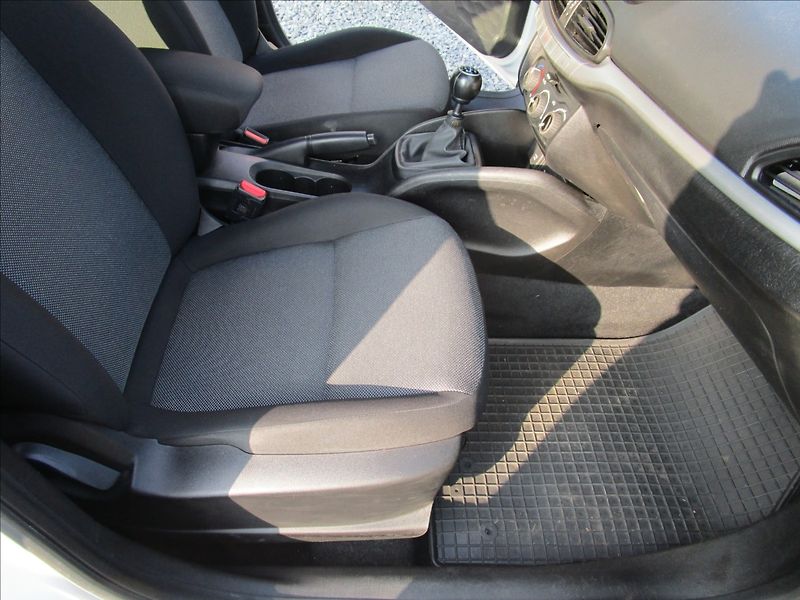 Fiat Tipo 1.4i 16V Klima - fotka 16 z 37