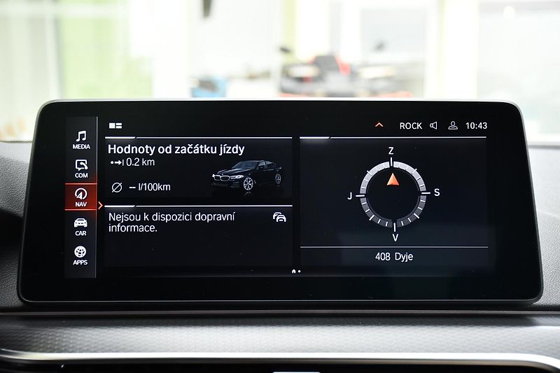 BMW Řada 5 520i M-SPORT 1M ČR REZERVACE - fotka 27 z 39