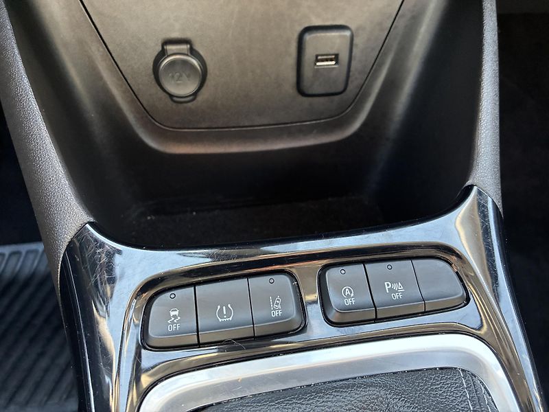 Opel Crossland (2022) Edition 1,2Turbo 6MT *ZÁRUKA* - fotka 13 z 19