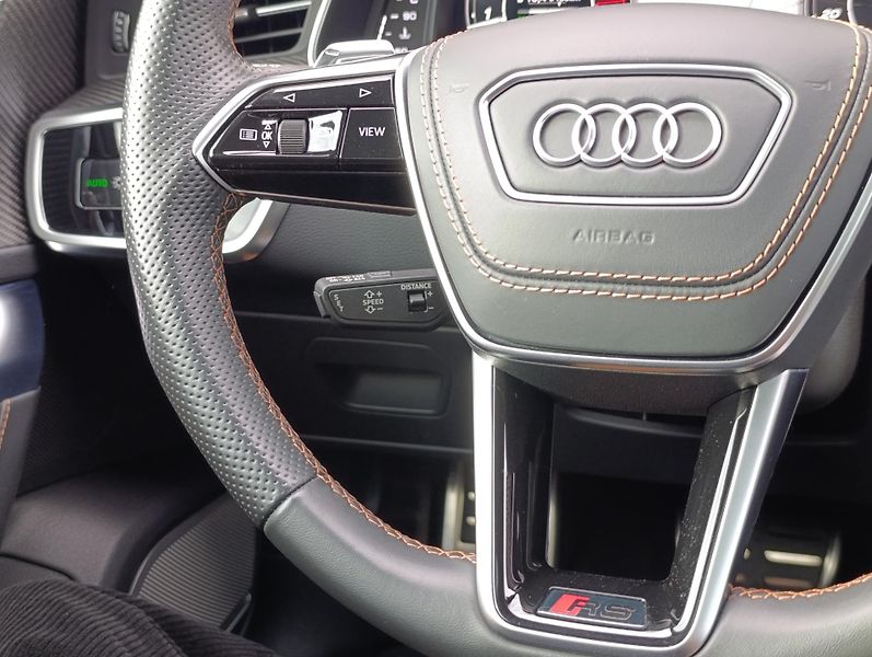 Audi RS 7 4.0TFSI AUDI EXCLUSIVE DPH - fotka 41 z 53