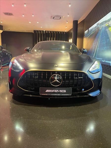 Mercedes-Benz AMG GT (2026) 4,0 Mercedes 63 4MATIC+ APX ED - fotka 2 z 23