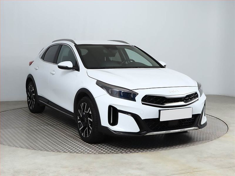 Kia XCeed (2024) 1.5 T-GDI - fotka 1 z 18