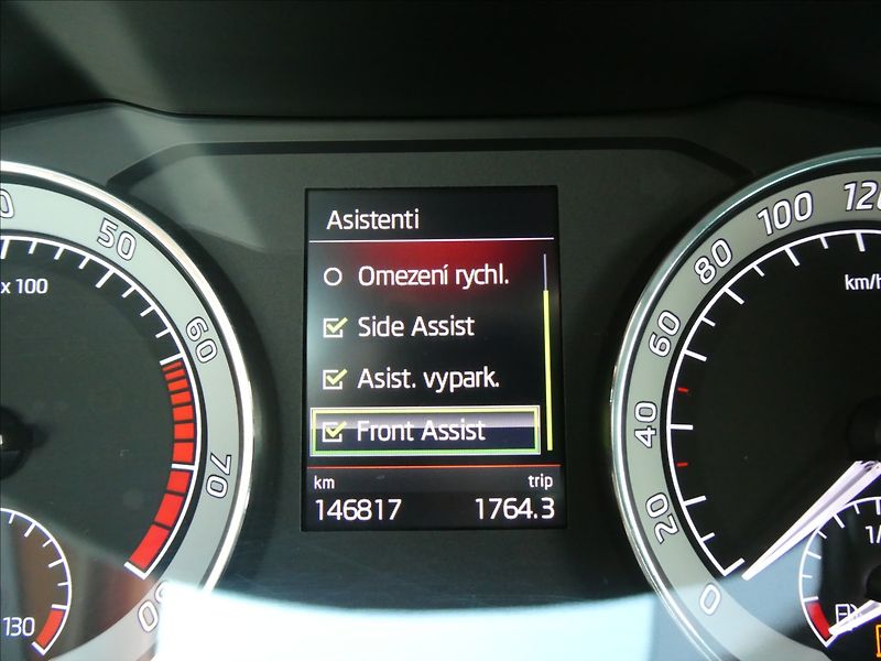 Škoda Superb 2,0 TSi SPORTLINE,1maj,webasto - fotka 38 z 50