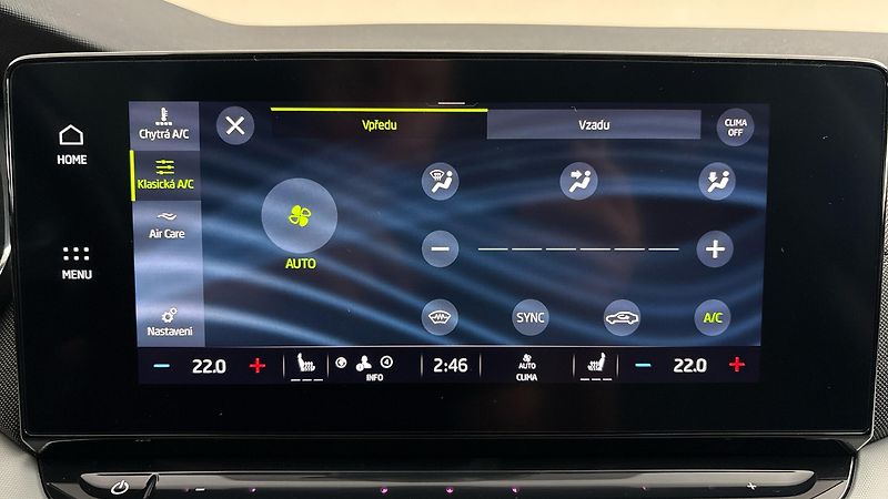 Škoda Octavia 2.0 TDI DSG Style - fotka 27 z 29