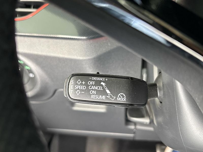 Škoda Kamiq DSG Monte Carlo - fotka 22 z 30