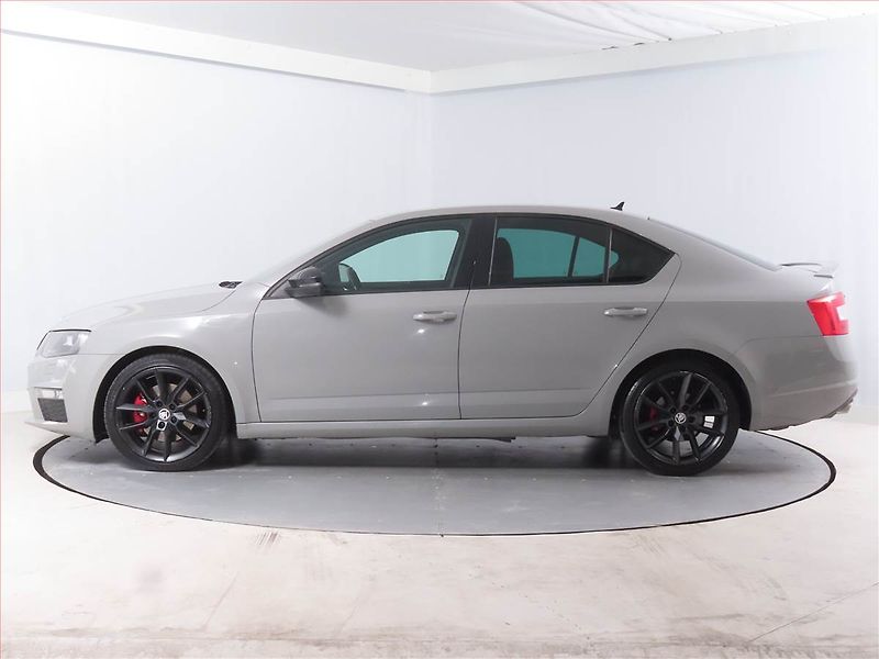 Škoda Octavia (2017) RS 2.0 TDI, Automat, Navi - fotka 3 z 15