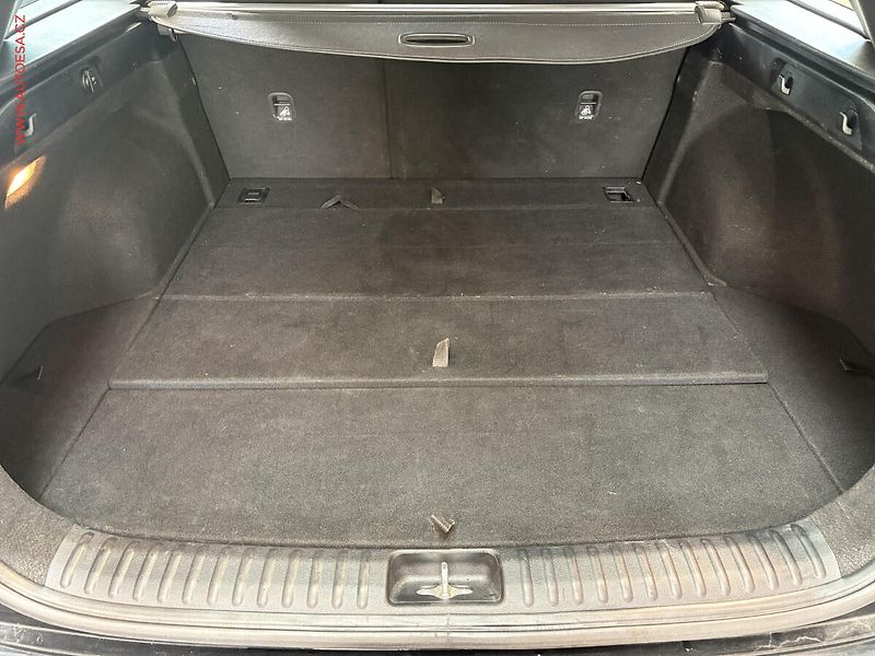 Kia Ceed (2023) 1.5 T-GDi SW, 2.maj,ČR, Spin - fotka 7 z 16