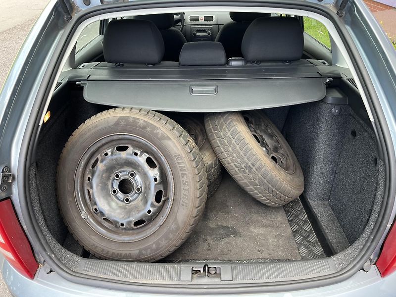 Škoda Fabia 1,4i 16V /74kW/1.maj./servis. - fotka 17 z 30