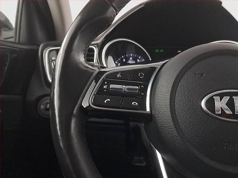 Kia Ceed (2018) 1.4 T-GDI, Kůže, Navi - fotka 16 z 19