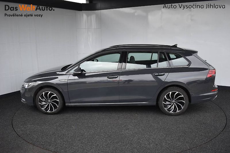 Volkswagen Golf Variant (2023) 1.5TSI 96kW, LED, STYLE - fotka 3 z 22