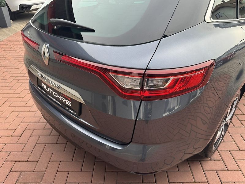 Renault Mégane (2016) 1.6dCi Bose Navi Polokůže - fotka 38 z 50