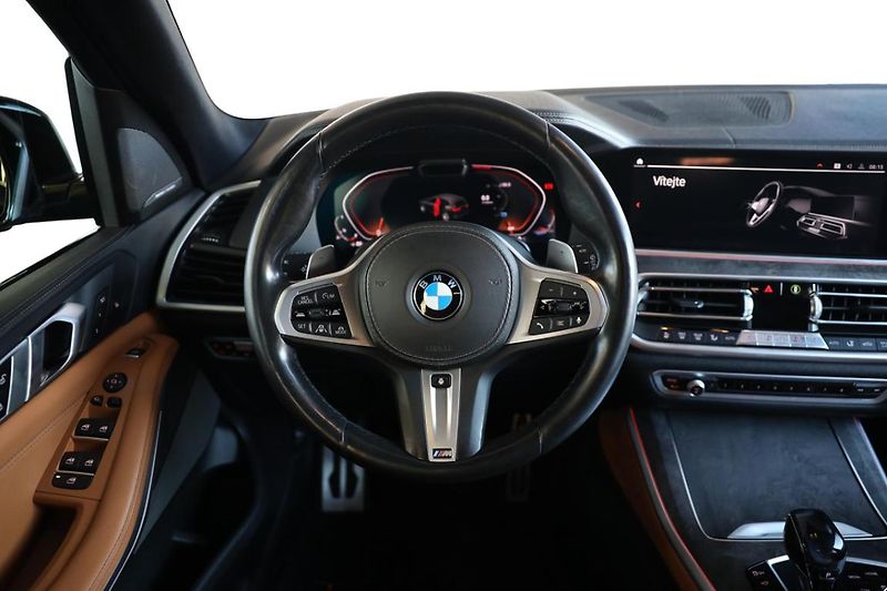 BMW X5 xDrive 40i - fotka 27 z 29