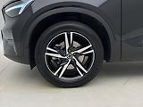 Volvo XC40 B4 AWD DARK PLUS AUT CZ - náhled 34
