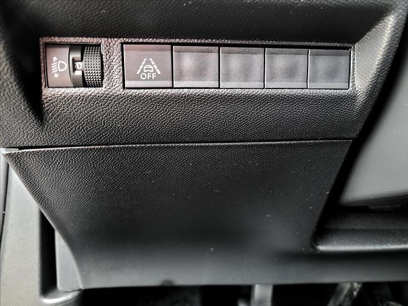 Peugeot 2008 1,5 HDI,navi,digiklima,alu, - fotka 37 z 50