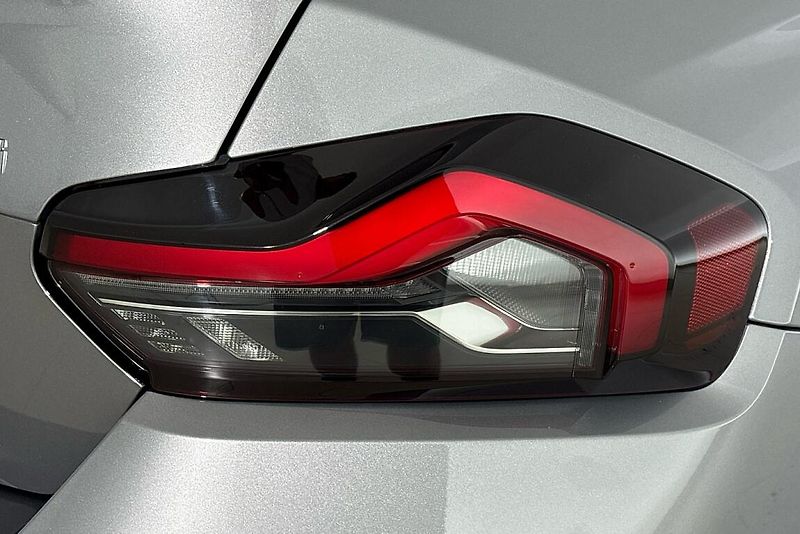 BMW Řada 2 M240i xDrive Coupe - fotka 5 z 22