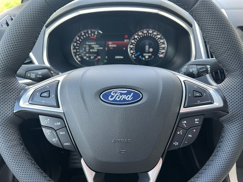 Ford S-MAX (2016) 2.0 TDCi 132kW Titanium manuál - fotka 24 z 34