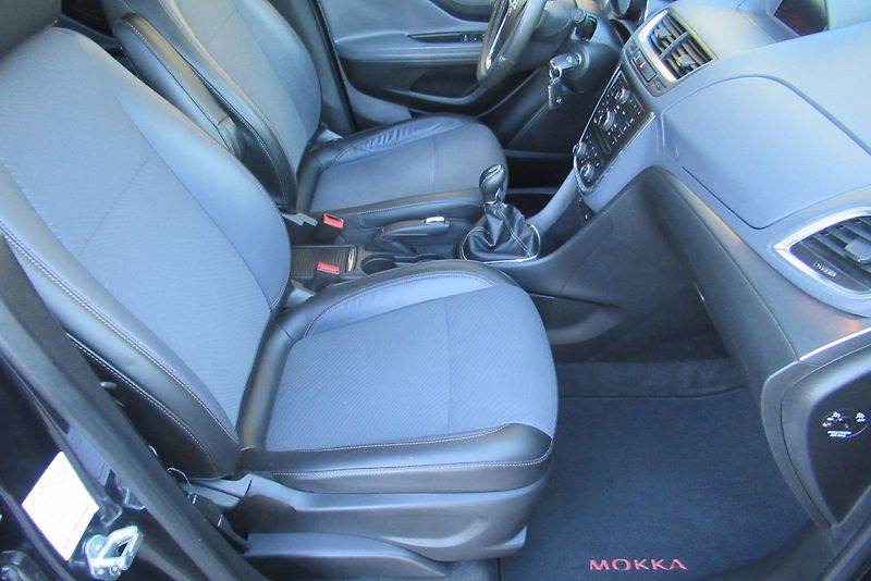 Opel Mokka 1.4i  4X4 AUT. KLIMA TAŽNÉ - fotka 17 z 28