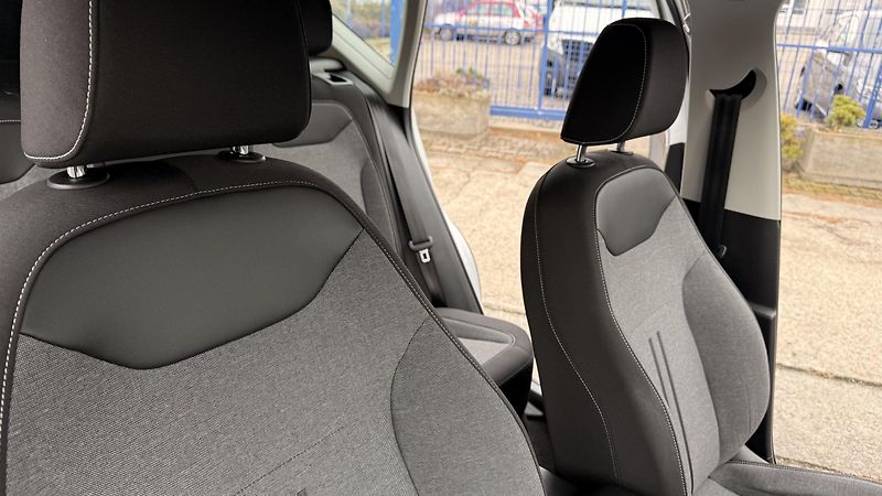 Seat Ateca (2023) 2.0tdi,ZÁRUKA,LED ,DIESEL - fotka 33 z 49
