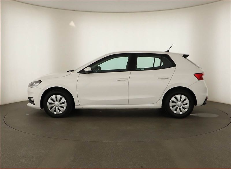Škoda Fabia (2023) Ambition 1.0 TSI, ČR,1.maj - fotka 3 z 13
