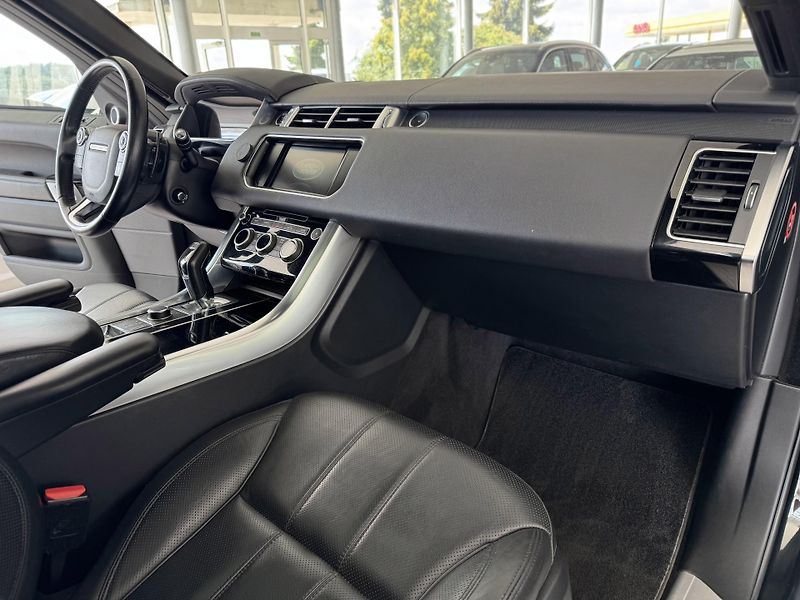 Land Rover Range Rover Sport 3,0SDV6 HSE*225kW*REZERVACE! - fotka 15 z 46