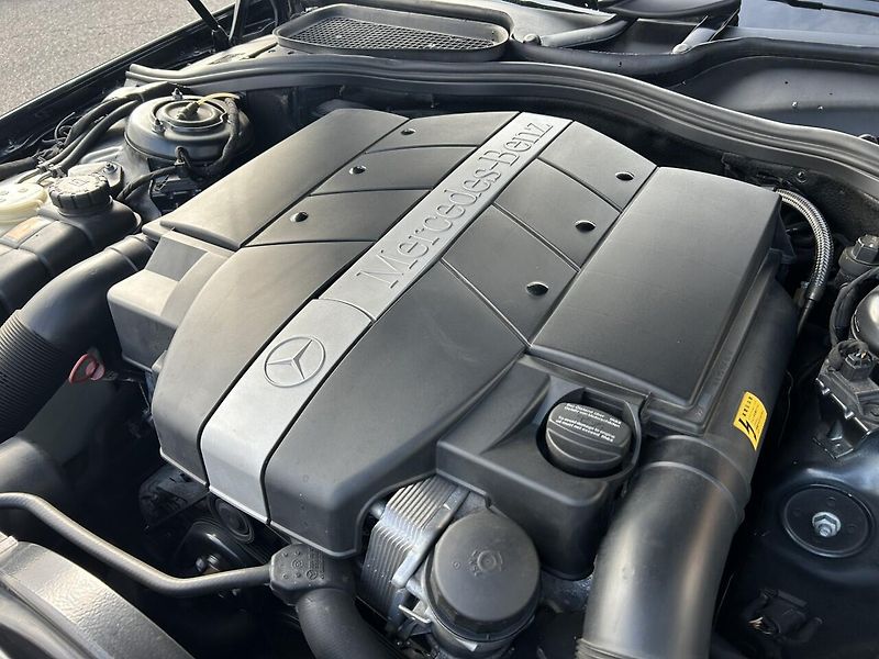 Mercedes-Benz Třídy S S 320 W220 - fotka 29 z 29