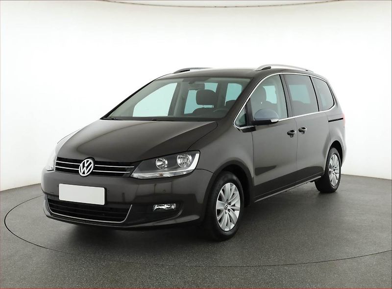 Volkswagen Sharan (2014) 2.0 TDI, 7 míst, Navi - fotka 2 z 21