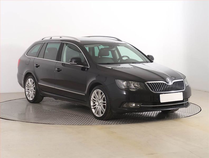 Škoda Superb (2014) 2.0 TDI, Automat, Navi, Xenony - fotografie inzerátu