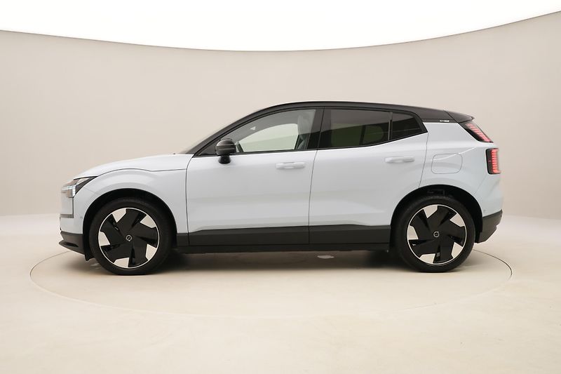 Volvo EX30 TWIN AWD ULTRA CZ 1.maj. - fotka 9 z 66