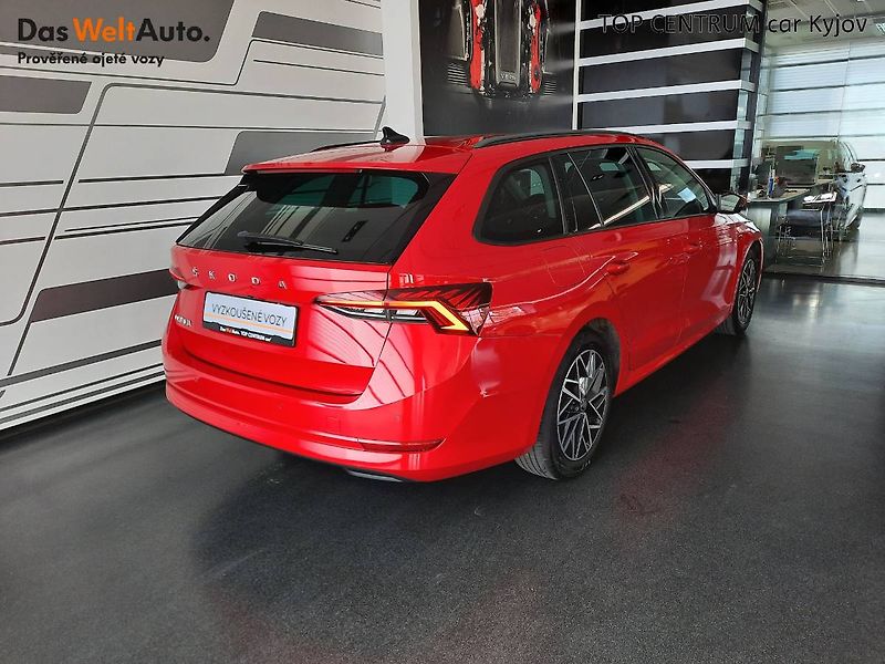 Škoda Octavia (2022) Combi 2.0 TDI (110kW/150k) DSG - fotka 2 z 28