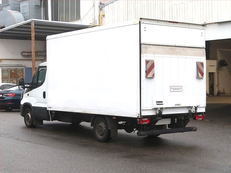 Iveco Daily (2022) 2.3 HPT, Skříň, 19m3, 1Maj - fotka 4 z 15