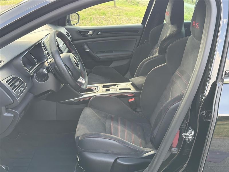 Renault Mégane 1,8 RS 280 ČR 1.MAJITEL - fotka 13 z 33