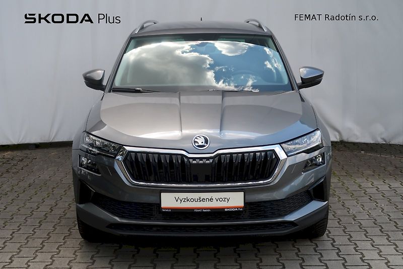 Škoda Karoq (2025) Top Selection 1.5 TSI 110 kW - fotka 4 z 28