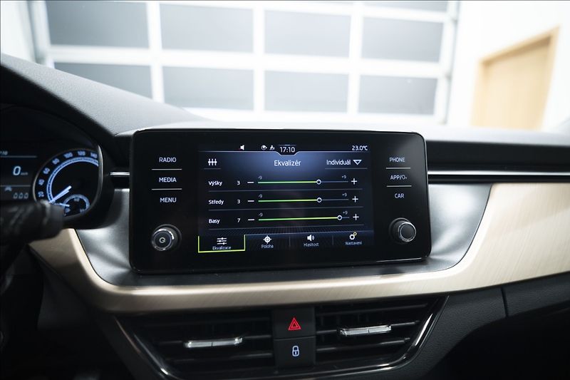 Škoda Scala 1,0 TSI STYLE 1. MAJITEL ČR - fotka 31 z 36