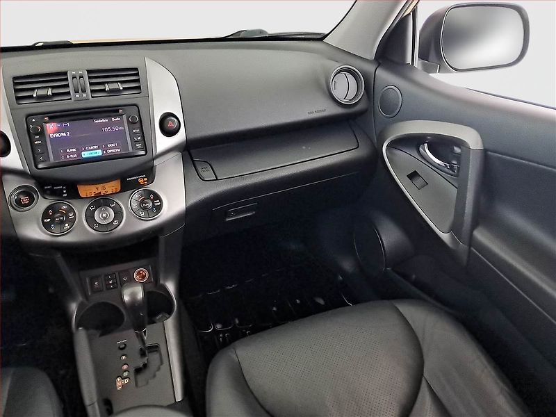 Toyota RAV4 (2012) 2.2 D-CAT, 4X4, Automat, ČR - fotka 8 z 19