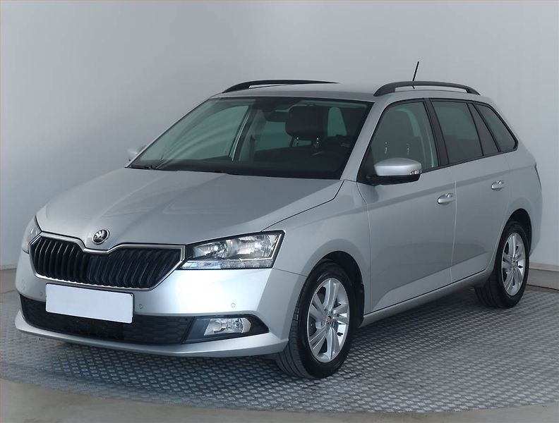 Škoda Fabia (2022) 1.0 TSI, ČR,1.maj, Serv.kniha - fotka 2 z 17