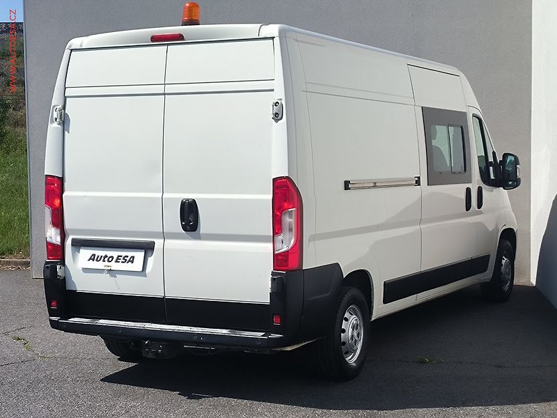 Citroën Jumper (2018) 2.0HDi L3H2 6míst, ČR, AC - fotka 4 z 17