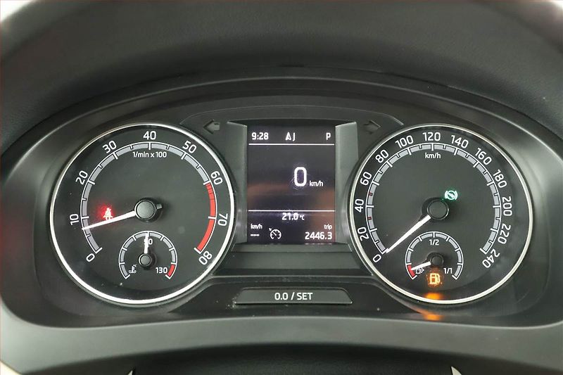 Škoda Rapid (2018) Spaceback 1.4 TSI, Automat - fotka 8 z 16