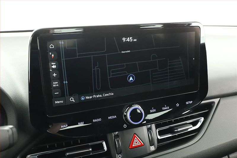 Hyundai i30 (2022) N-Line 1.5 T-GDI MHEV, ČR - fotka 12 z 15