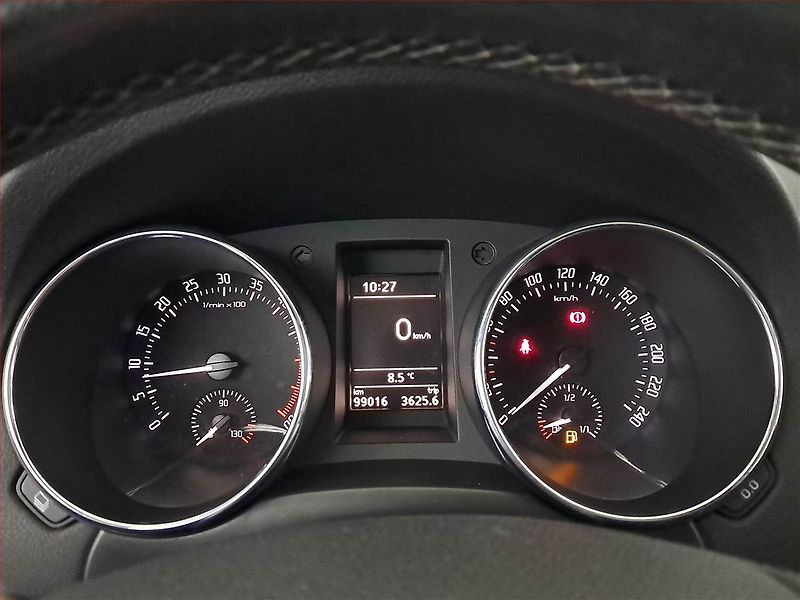 Škoda Yeti (2010) Ambition 2.0 TDI, 4X4, ČR - fotka 11 z 15