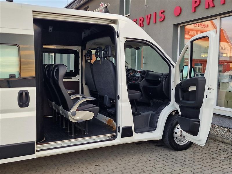 Citroën Jumper 2.2HDI L2H2 6-míst,ČR,1.Maj. - fotka 15 z 45