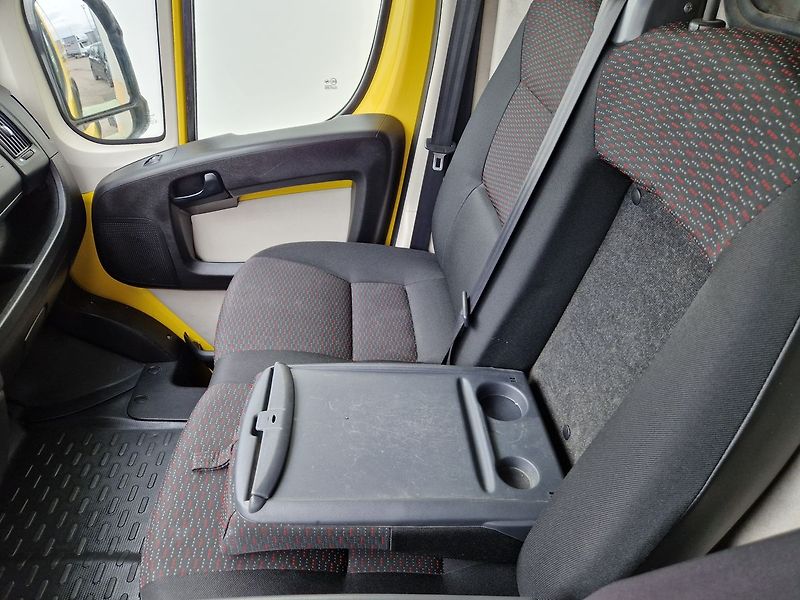 Peugeot Boxer 2.2 HDI L3H2 - fotka 25 z 27