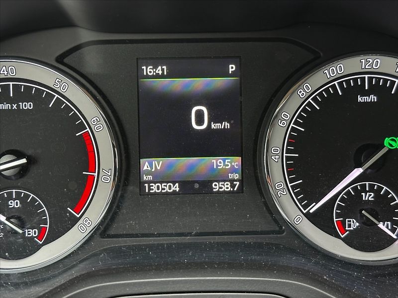 Škoda Kodiaq 2,0 FSI 158kW-4x4-CZ-servis-vý - fotka 26 z 51