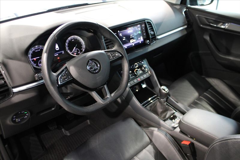 Škoda Karoq 2.0 TDi 4x4 Style - fotka 11 z 30