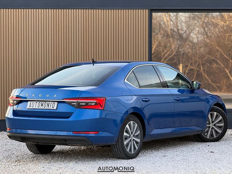 Škoda Superb (2021) 2.0 TDI DSG Matrix, Travel Ass - fotka 2 z 26
