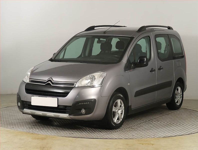Citroën Berlingo (2015) XTR 1.6 HDi, 5Míst, ČR - fotka 2 z 17